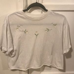 Brandy Melville short sleeve embroidered shirt